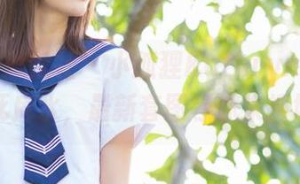 IMiss爱蜜社 – 小狐狸Kathryn带你游历死库水，最新套图等你来捧场！