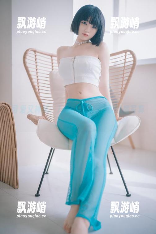 可爱又神秘，Jenny(정제니)的私房写真打破秘书形象