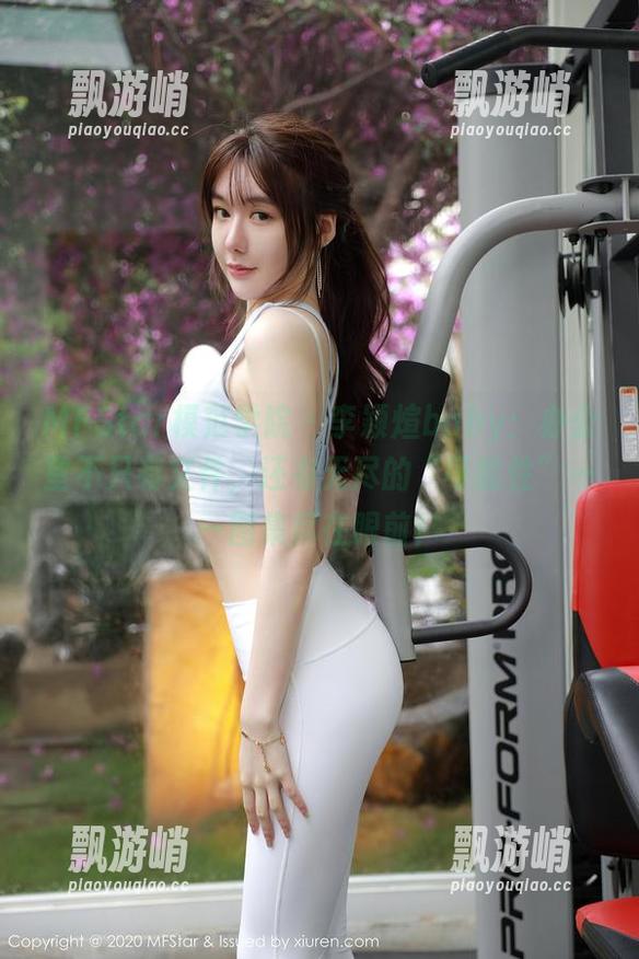 MFStar模范学院 - 李颖煊baby：办公室不只有文件，还有无尽的“可能性”——图集尽在眼前！