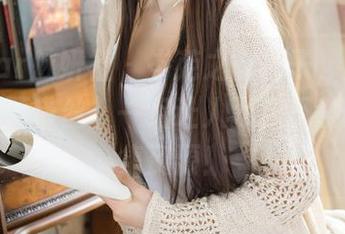 MiStar魅妍社 – 岑苑之的裤子，外面带花，里面带丝：一组让人忍俊不禁的作品集资源！
