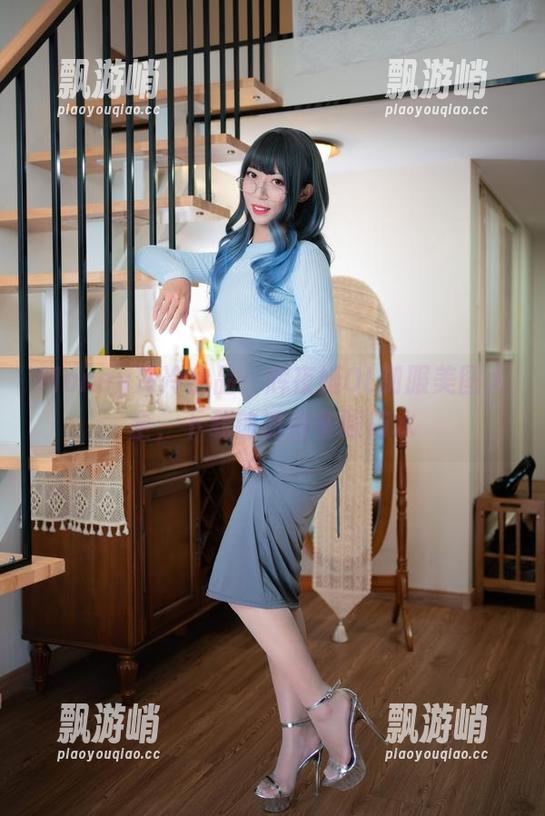 Money冷冷出品：辉夜姬OL制服美图大全，下载前请自备眼药水