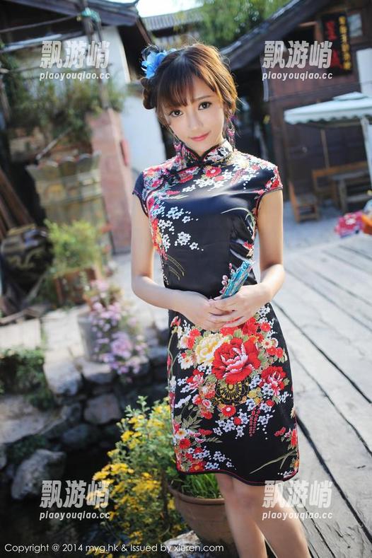 MyGirl美媛馆 - 赵小米Kitty的礼服：一场不可思议的套图更新，你猜她这次染上什么奇葩元素？