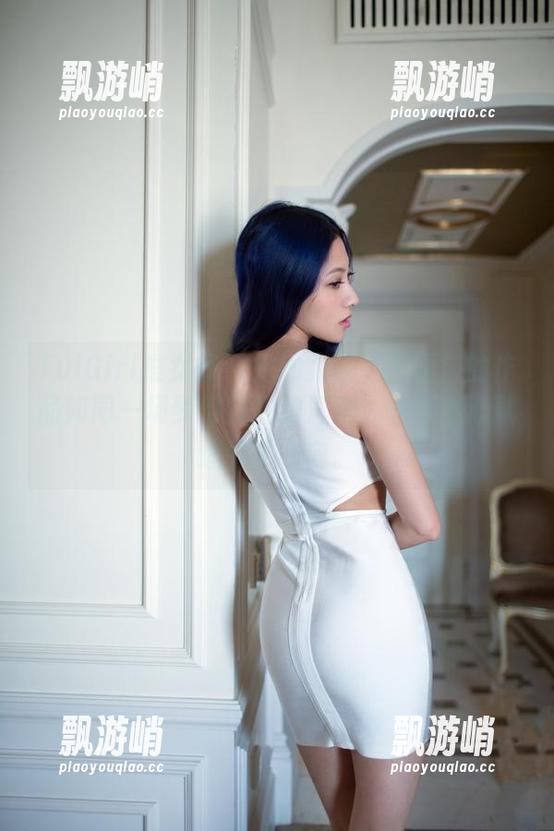 TuiGirl推女郎 - 她的豹纹让李丽莎的作品如同一场梦幻野性的派对，一不小心就迷失了方向。