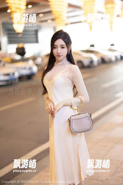 XIAOYU语画界 - Angela小热巴的护士角色扮演，壁纸都想偷偷打印成海报，美图真心值得收藏。