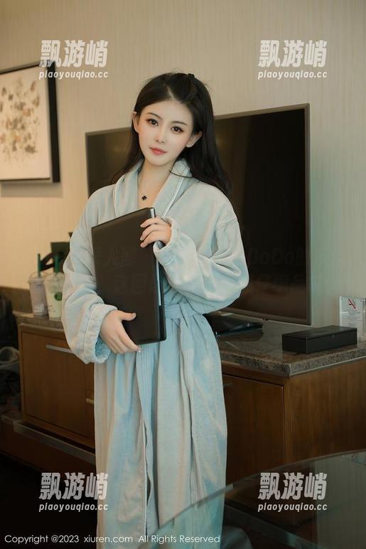 Xiuren秀人网 - 揭晓养乐多DoDo的灰丝最新图包，这回让人忍不住想仔细品味。