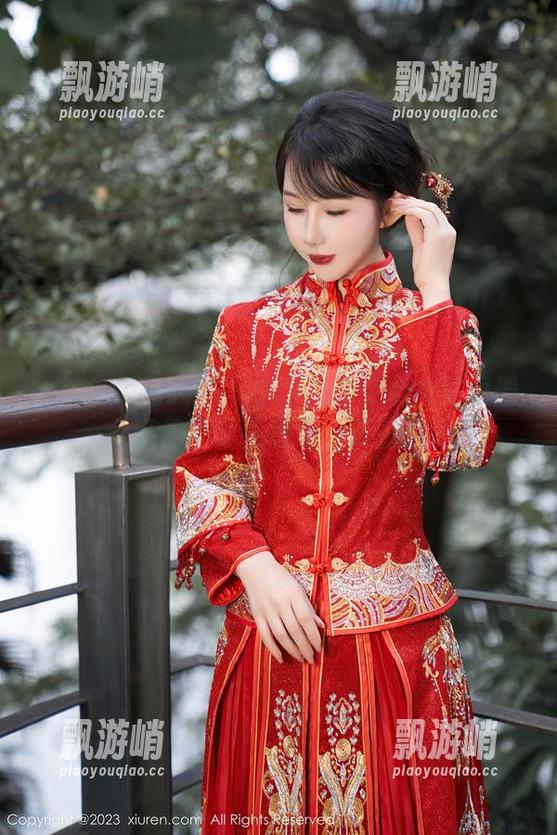 Xiuren秀人网 - 小爪几的免费丝袜图册，穿还是不穿先别急，先看再说！
