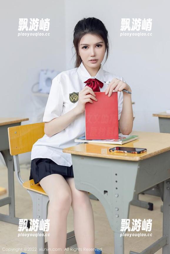 Xiuren秀人网 - 林文文的高清蕾丝大片，真有人追求原材料吗？