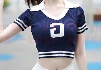 Xiuren秀人网 – 看吧，黄可Christine旗袍套图——如梦似幻，衣服都嫉妒了！