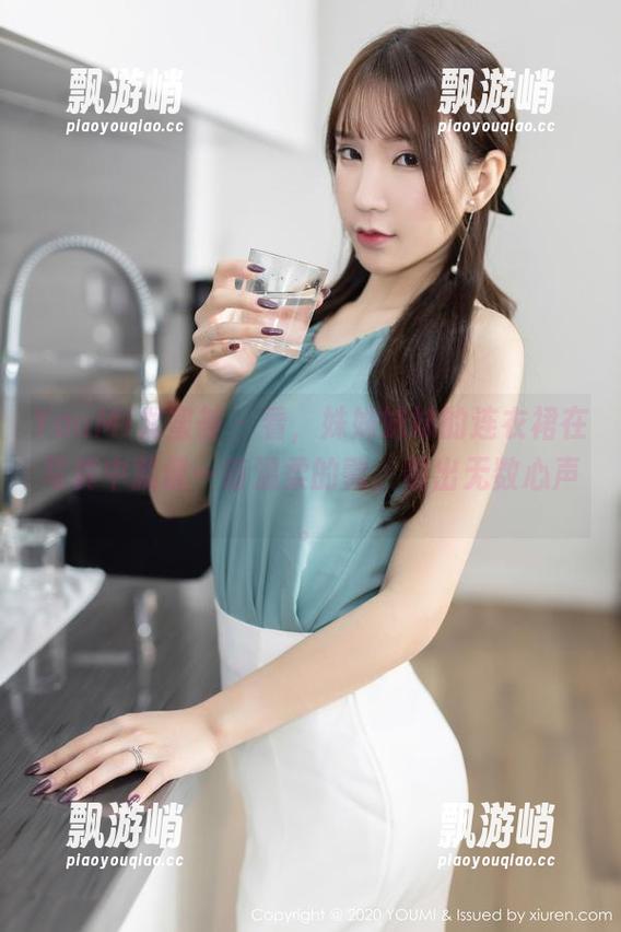 YouMi尤蜜荟 - 看，姝姝妹妹的连衣裙在写真中就像一首温柔的歌，唱出无数心声。