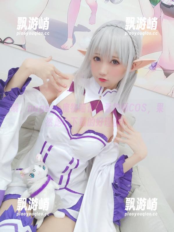 哦，nagesa魔物喵你这看护师COS，果然是个下载的好理由！