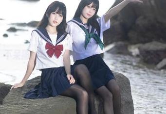 看！不呆猫的写真，抖娘牛奶太好喝果然入镜了！