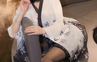 微密圈 – 周妍希：在高清高跟鞋套图里，谁才是‘高’的代名词？