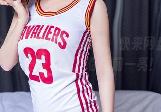 头条女神 – 查莉娅的短裙，快来网盘文档里下载，保证让你眼前一亮！