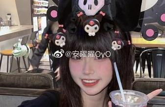 安曜曜，你咋又来了，这回的可爱cos能把谁的心都融化呢？快看这些图片！