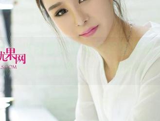 尤果网 – 当佟蔓的可爱写真图集遇上你的感情，结果就是——你被收服了！