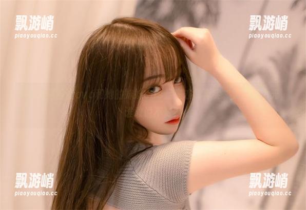 其实尤猫醒醒ovo和她的妹妹cos起来才算真实。美图打个光，谁敢说不赞？