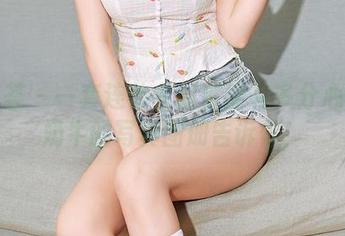尤蜜荟 – 一套连体衣到底能有多分心？大奶牛的写真图册告诉你！