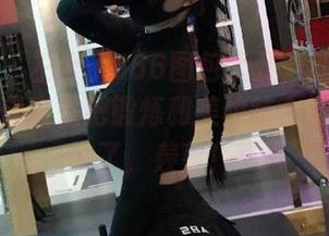 微密圈 – 左公子666图包大开更新：看这泳衣，确实是把锻炼和美貌结合得太完美了，羡慕！