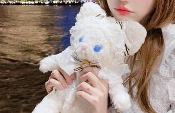 绳子的滑落，彩芸_Nebula短裙图集更新能不能不掉？