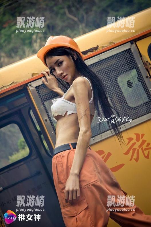 推女神 - 等风来，雨婷goddess的天台美图合集，这里风景如画，但我不想说太多！