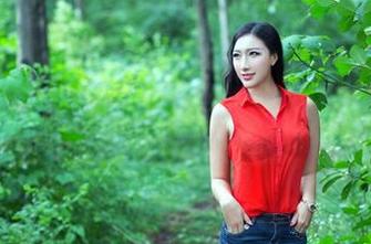 推女郎 – 快来看看！易阳的原图油亮到你以为那是次时代的科技特效！