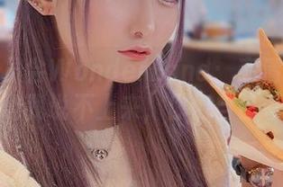 月城委员会WonderLand：高清。有些姿势我说不上来，你们自己看！