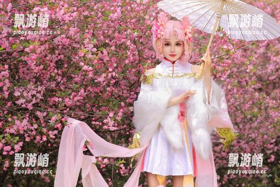 护士也能是桃暖酱的超能力？图包里满是对“健康”的另类理解，哈哈！