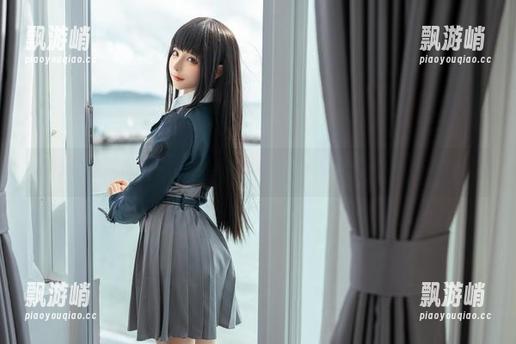 正确姿势观赏桃良阿宅的校服图包，手里居然也不自觉在抖…
