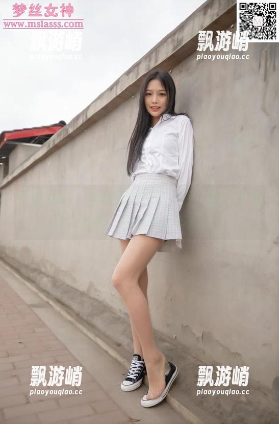 梦丝女神 - 莹仙女的写真，这粉嫩得就和夏天一样，突然想去海边了！