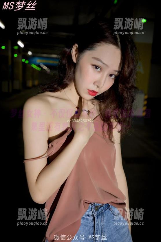 梦丝女神 - 不仅仅是灰丝，香萱的高清图集里还有我挥之不去的遐想…