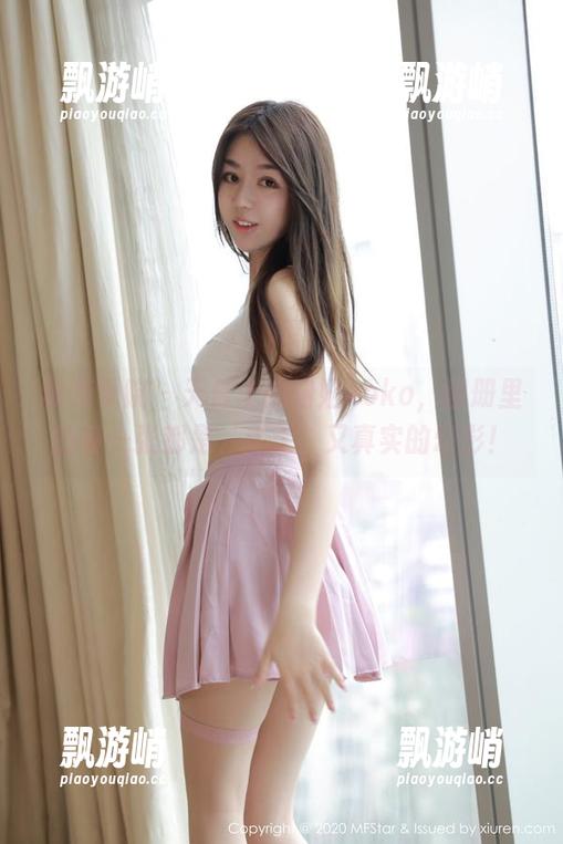 模范学院 - 天台上的妞妞koko，图册里的每一张都是‘虚无’又真实的幻影！