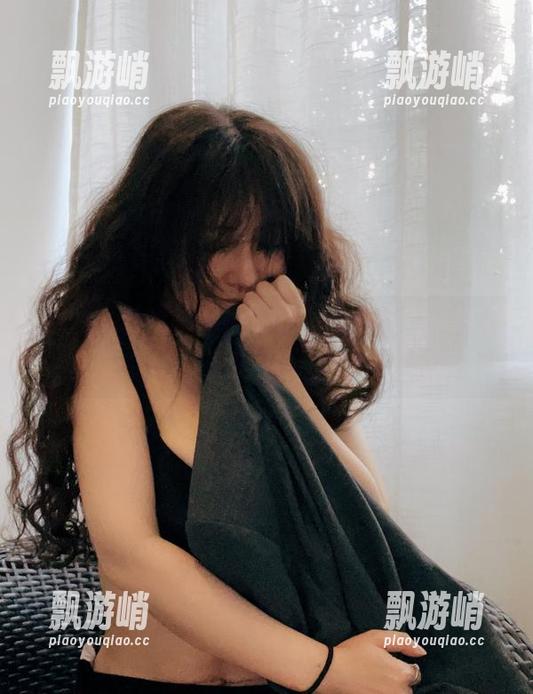 樱晚gigi的房间，下载之前不妨想想谁会去看这组写真？