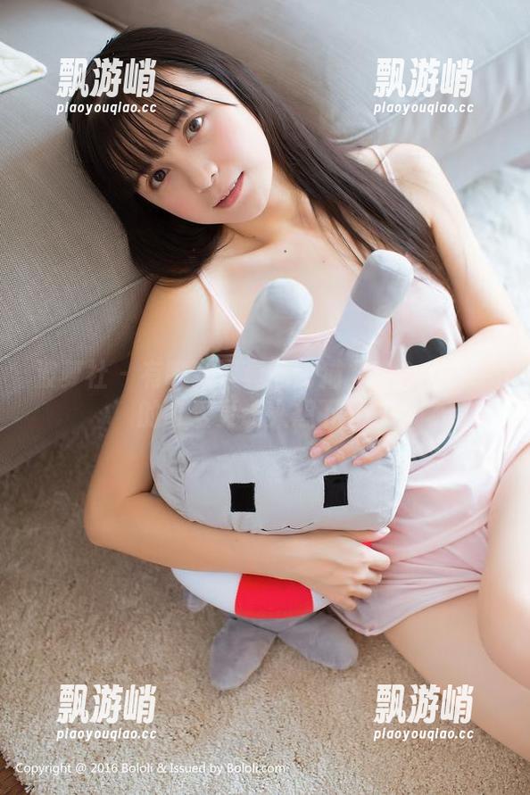 波萝社 - 有哪款写真能比猫九酱Sakura的可爱更让人想下载？