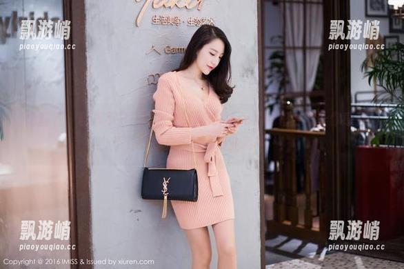 爱蜜社 - 秘书不只会打字，张思允Nice的私拍合集让你感受一下什么是真正的“职业素养”！
