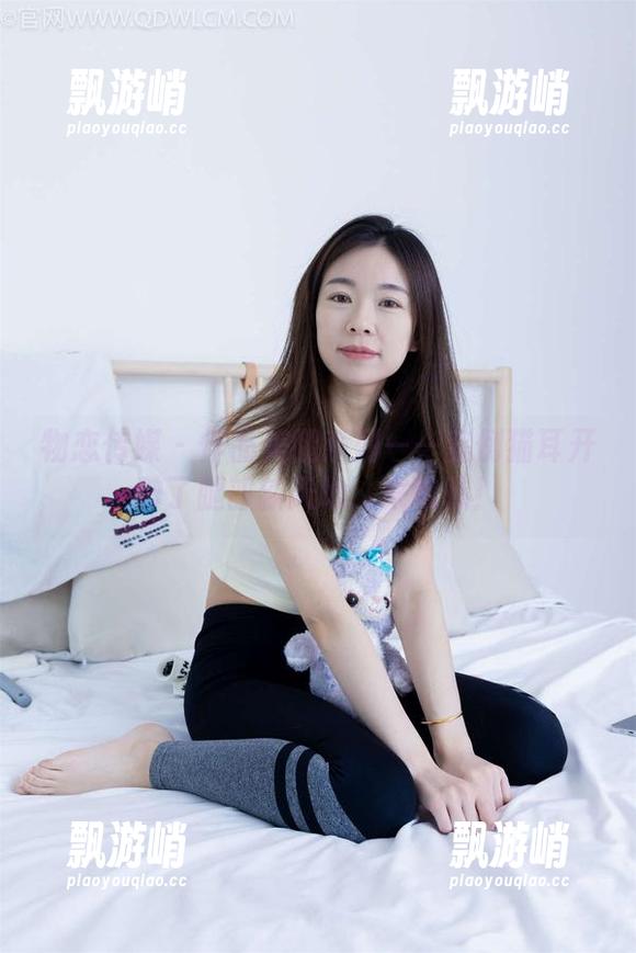 物恋传媒 - 作品美腿系列——案例猫耳开辟了腿部新天地，来瞧瞧！