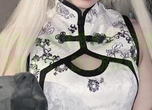 看特软儿Sona的透明系列，资源满满，美图虽好，别太沉迷哦。