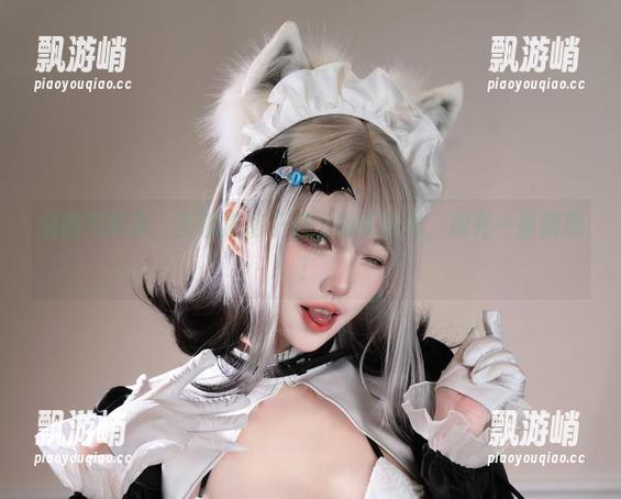 最新写真集：当狐洛洛子遇上拘束银狐，别有一番情趣！
