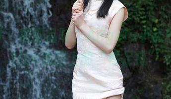 秀人网 – 细细品味，Angela小热巴在online美图上的“裸足疯”