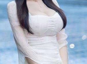 秀人网 – 小薯条nienie在更新：这组写真剧情比我吃薯条还上瘾！
