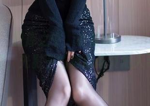 秀人网 – 图库之中，小蛮妖_honey的女仆装，光影下的迷离感真耐人寻味