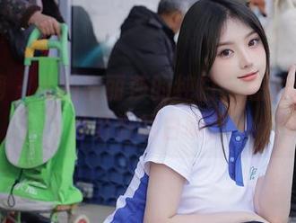 秀人网 – 私拍李丽莎的纯白，怎么会有这种骄傲的白呢？