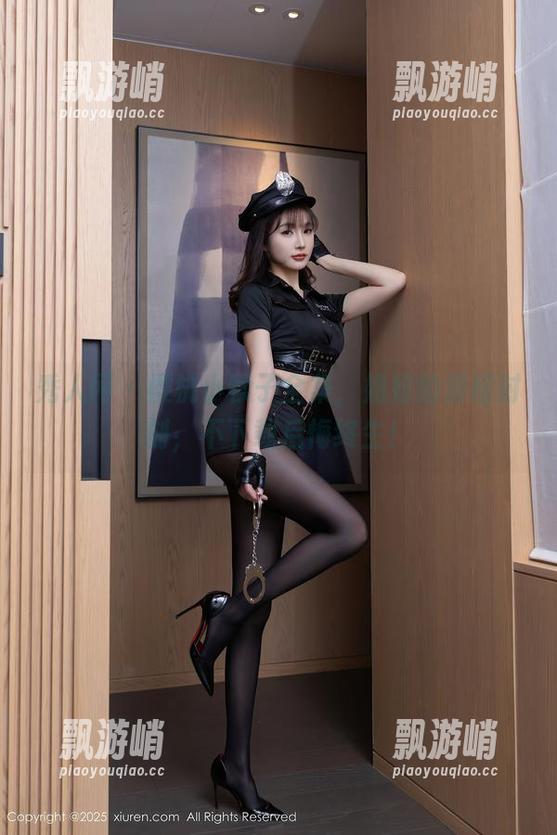 秀人网 - 樱桃小犊子全集，姐姐的滑稽时刻，不下载后悔终生！