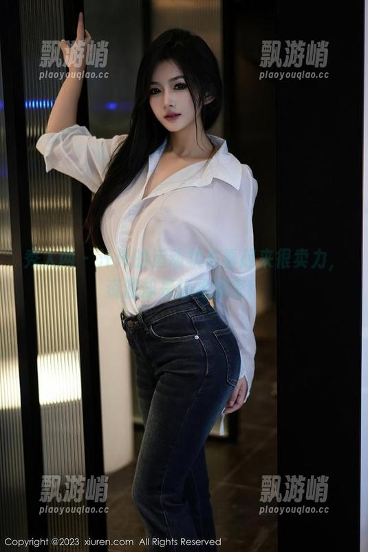 秀人网 - 汁汁的运动状态看起来很卖力，资源却是轻松到家！