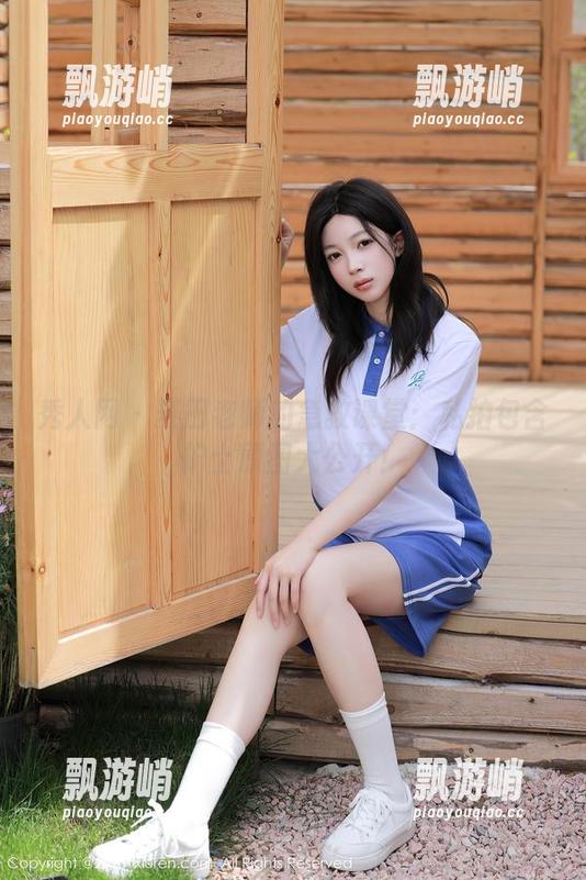 秀人网 - 麦田老师的急救课堂：私拍包含护士原图大公开！