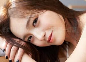 蜜桃社 – 小魔女lily的校服合集：就在那一刹那，您看到了吗？