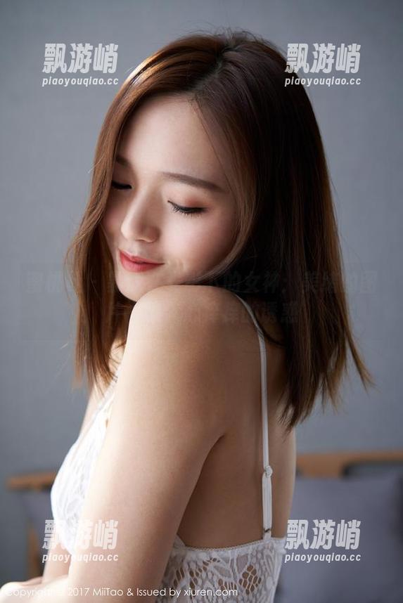 蜜桃社 - 暴露在光影下的女神：美绪的图片合集，心痒痒的诱惑
