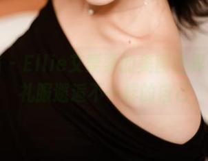 轰趴猫 – Ellie艾栗栗的美图世界，穿上礼服邂逅不一样的自己