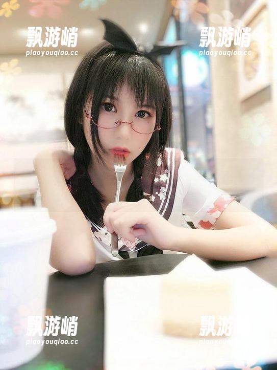 逐月Su的大军阀日常——无圣光版，原图送到家！