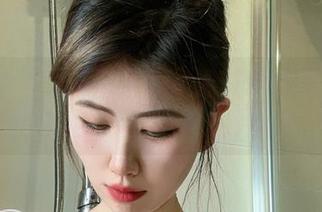 微密圈 – 在线看醇子小姨，冷艳气质手到擒来，获取资源！