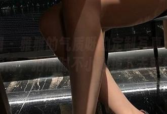 微密圈 – 雅雅的气质呀的定制写真：天台生存指南，拍照时不小心掉下去就惨了！